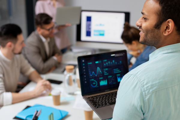 Marketo integration mapping to Salesforce with field sync and campaign association